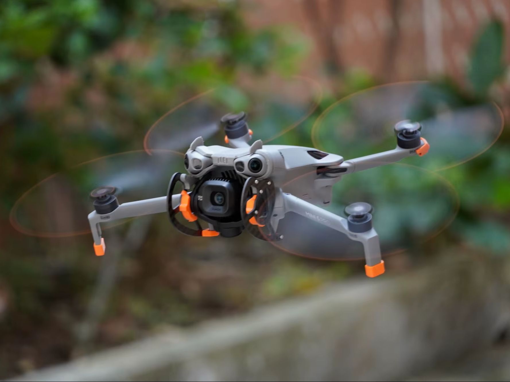 Drone Propeller Holder - Защитный чехол для подвеса камеры DJI